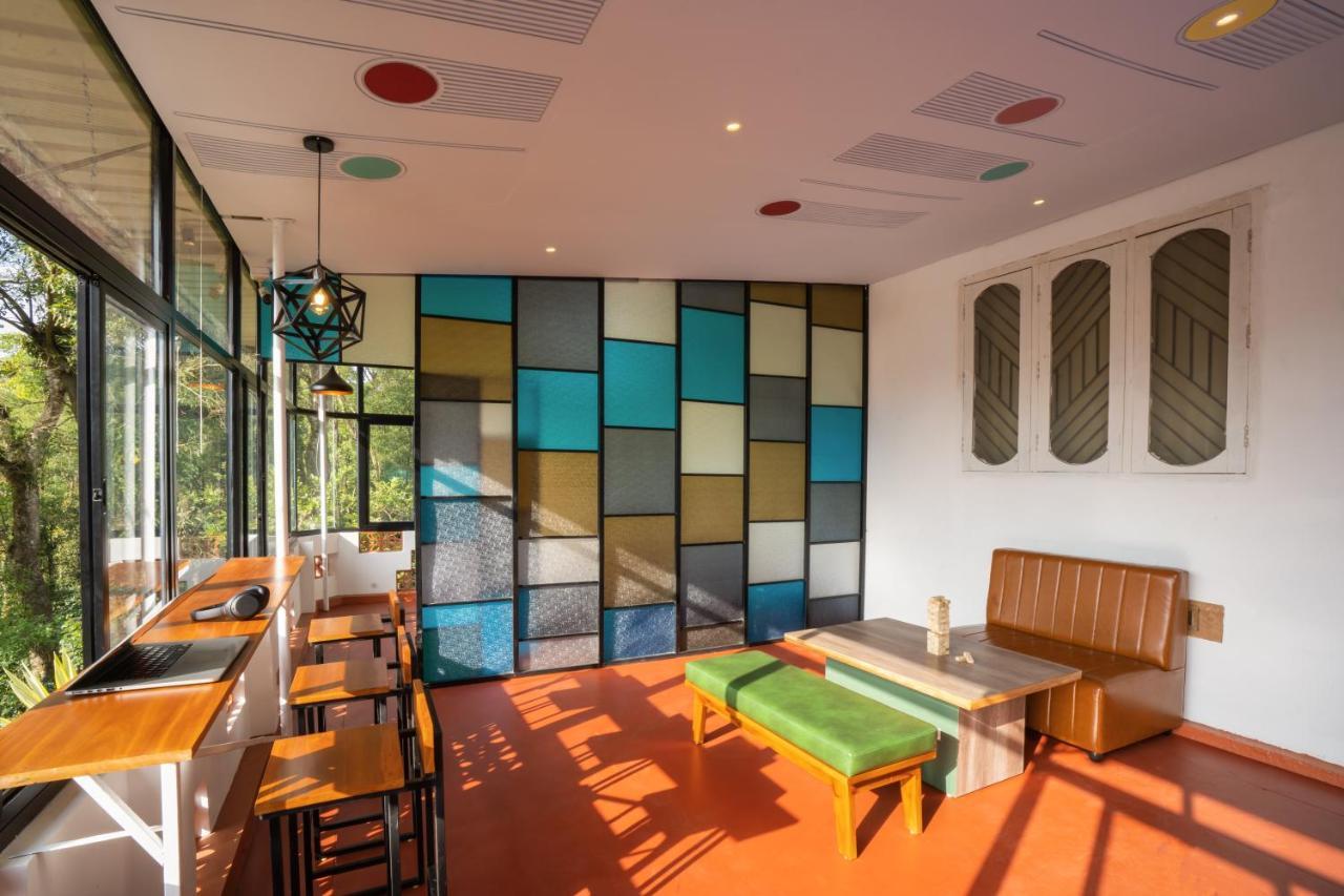 Zostel Coorg, Madikeri Hostel Ngoại thất bức ảnh